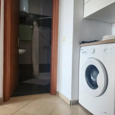 Internacional Sea View Apartment Sarande